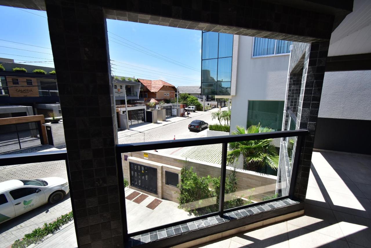 Апартаменты Residencial Melfi 3 Ap.2 Frente Бомбиньяс Экстерьер фото
